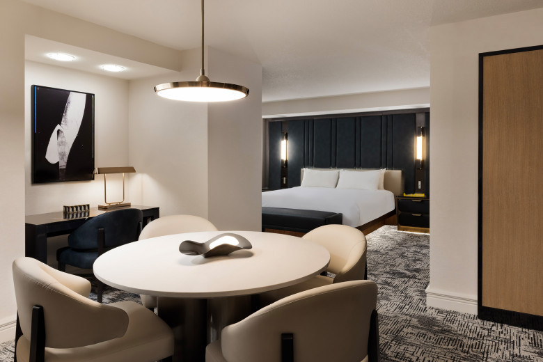 🛏️ A Fresh Look for a Vegas Classic